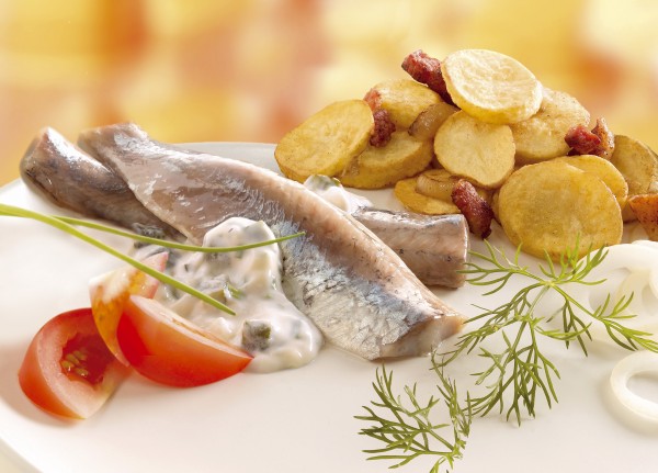 Holländische Matjesfilets in Öl, 2,5kg Schale, 2000g Einwaage, ca. 35 Stück
