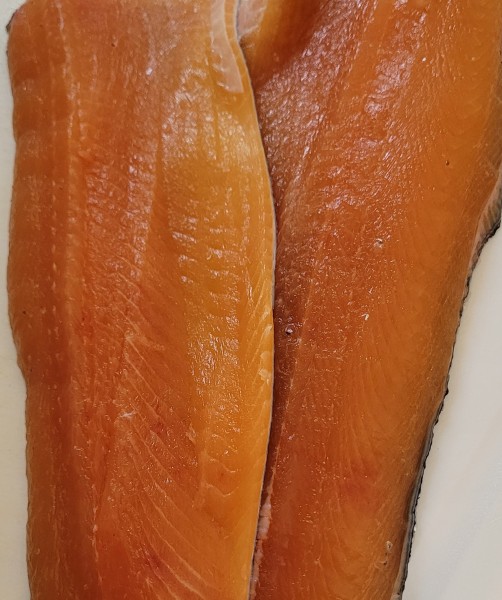 Forellenfilet geräuchert "Simonswälder Tal", mit Haut, 100-150g, vac. (Doppelfilet)