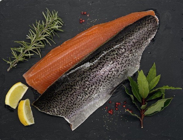Rotfleischiges Forellefilet mit Haut "Nordschwarzwald", 180-350g