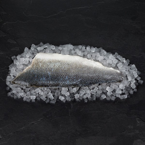 Wolfsbarschfilet "Loup de mer, Aquakultur 90-120 g, mit Haut, geschuppt