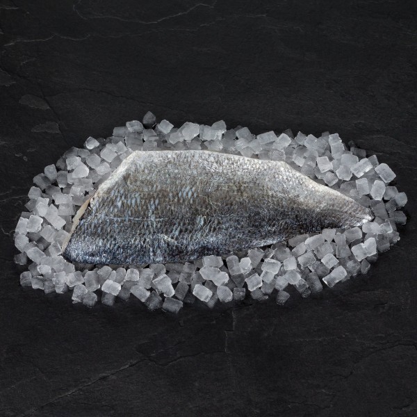 Goldbrassenfilet "Dorade royal", Aquakultur 90-120 g, mit Haut, geschuppt